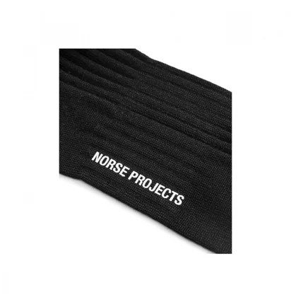 Norse Projects Bjarki Fine Rib Socks (Schwarz)